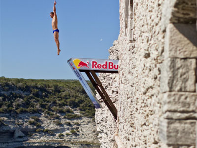 Δυναμικό ξεκίνημα για τον Orlando Duque